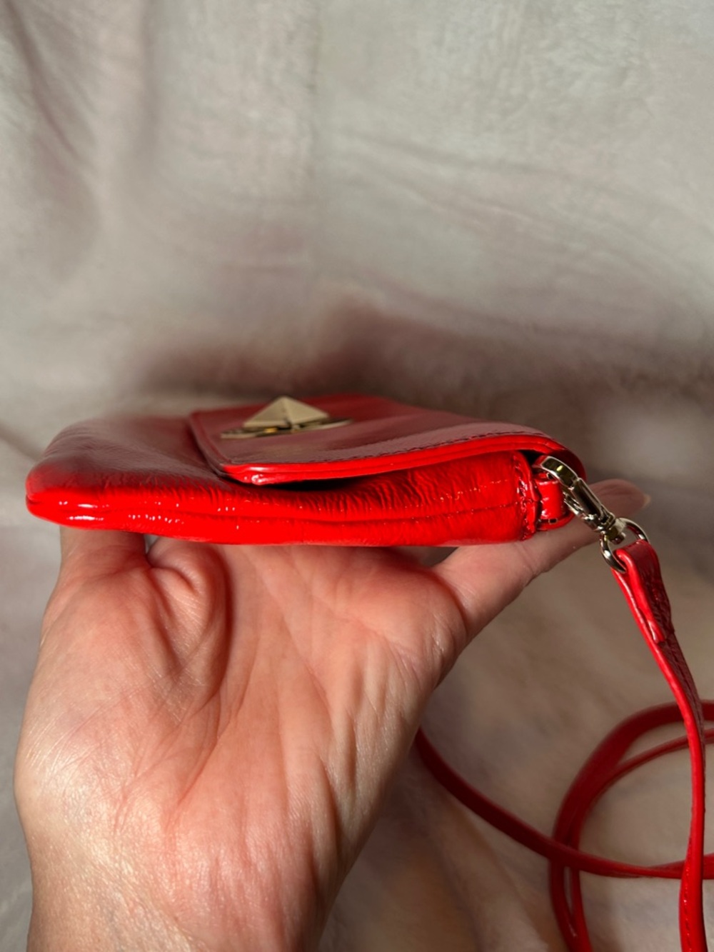 387. Kate Spade Red Fanfare Missy clutch/crossbody-Storybook lining - Picture 5 of 11